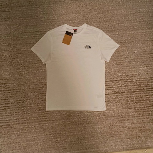 The North Face men's t-shirt new, size medium, white