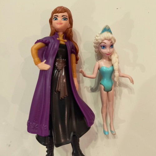 Kinder Surprise Figures and Frozen Gift New Pack
