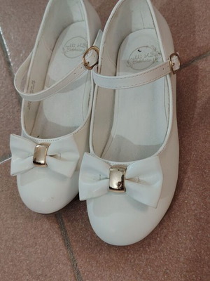 Nelli Blu white ballerina shoes size 33 like new