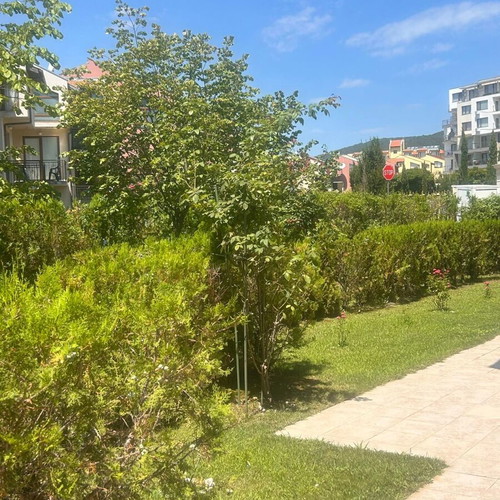 Studio apartment near beach in Sveti Vlas with garden view