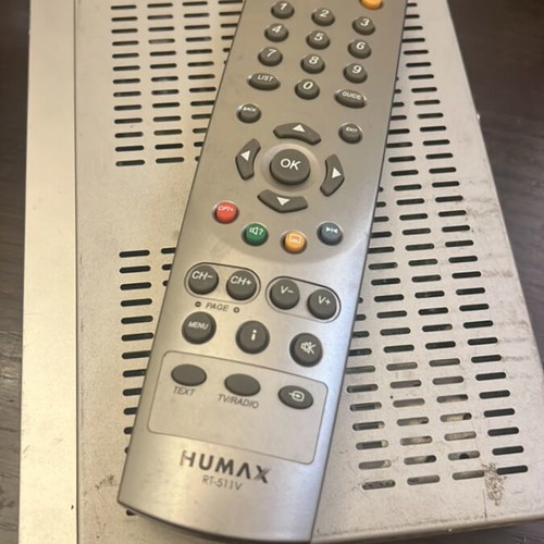 Humax F2-1000T digital receiver like new with original remote