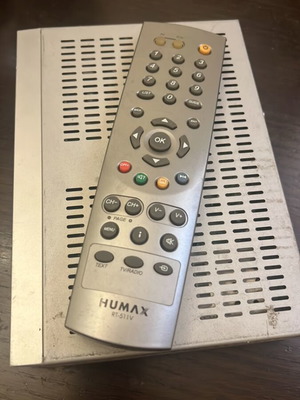 Humax F2-1000T digital receiver like new with original remote