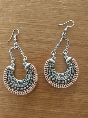Earrings new, unworn
