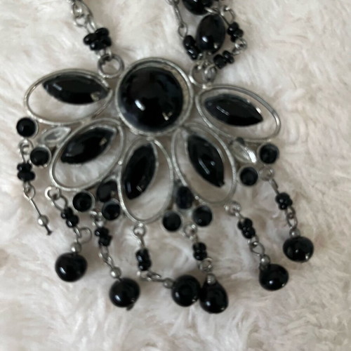 Boho necklace and earrings set like new, black and gray