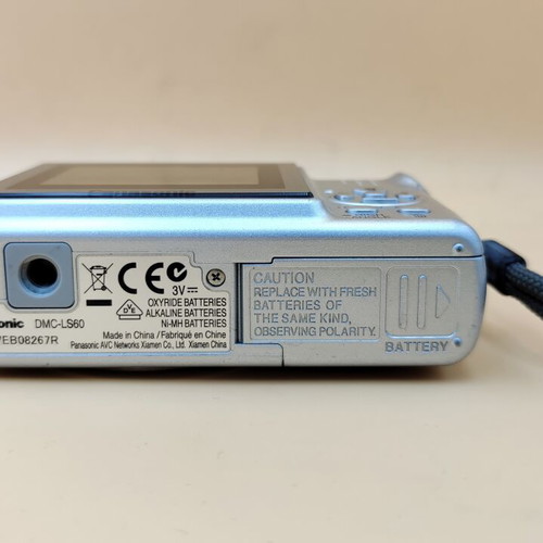 Panasonic Lumix DMC-LS60 camera used with AV cable and 512MB memory card