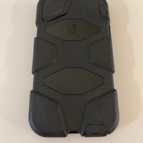 iPhone 5 Survivor case used, durable and waterproof