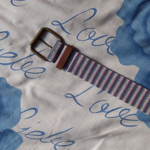 Benetton belt 65cm like new, multicolored