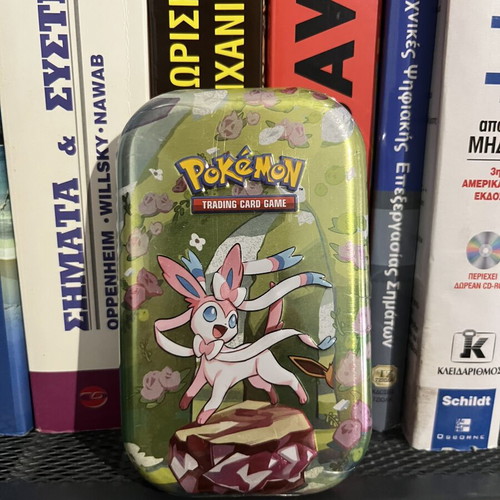 Pokemon TCG Prismatic Evolutions Tin brand new Sylveon