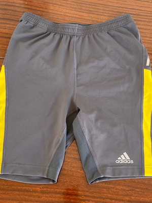 Adidas ισοθερμικό Large σε πολύ καλή κατάσταση