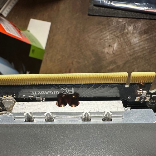NVIDIA Gigabyte Eagle RTX 4060 8GB GDDR6 GPU like new