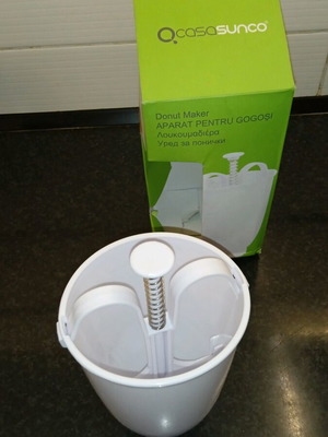 Donut maker new in original packaging