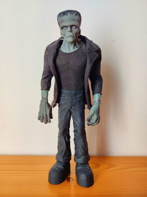 Frankenstein collectible figure 2012 Mezco Toyz new