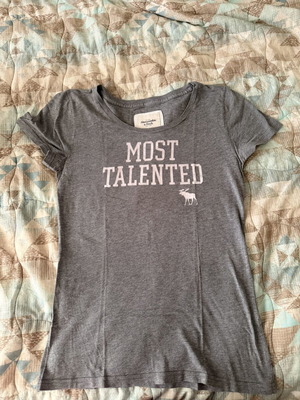 Abercrombie T-shirt gray size M like new