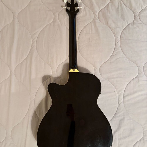 Tenson electro-acoustic guitar like new with Rolings case and accessories
