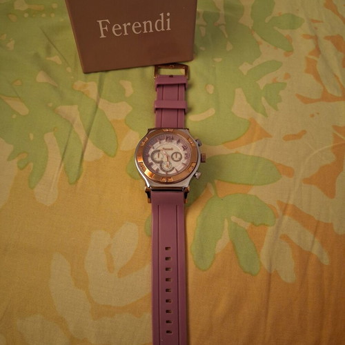 Ferendi women's watch with purple rubber strap
