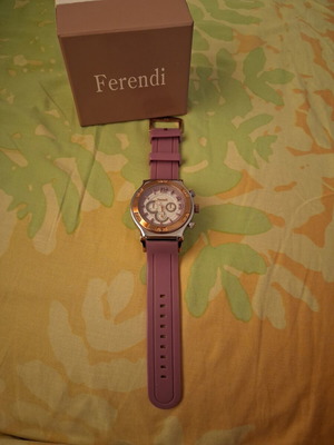 Ferendi women's watch with purple rubber strap