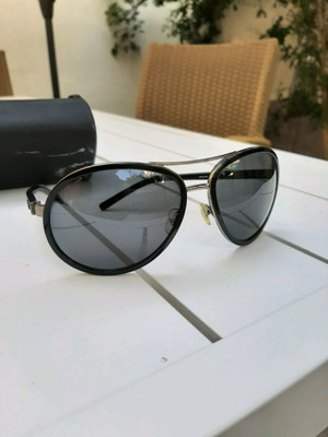 D&G sunglasses black used in excellent condition