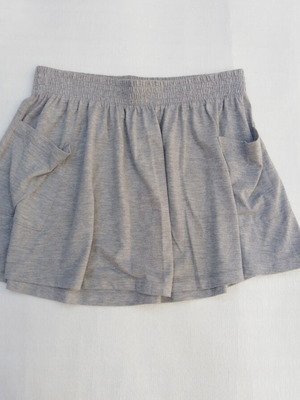 Mini skirt gray with pockets, like new, size XS