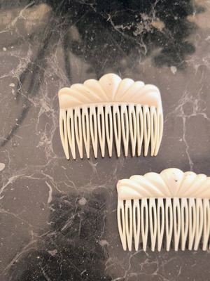 French vintage handmade hair combs 1980, white