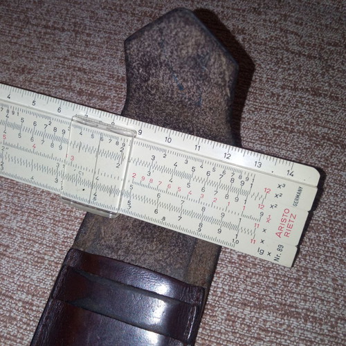 Aristo Reitz No89 ruler like new with leather case