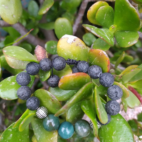 Bracelet with lava and agate semi-precious stones