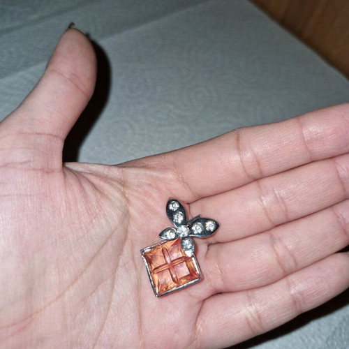 Fwo bead for necklace like new