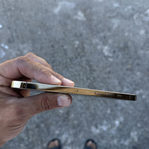 iPhone 13 Pro Max 256GB like new