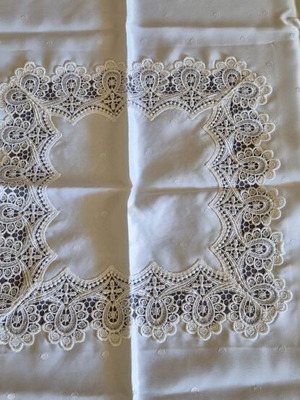 Set of white satin tablecloth and table cover new