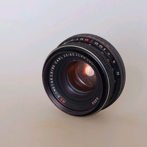 Carl Zeiss Jena Biometar 80mm f/2.8 MC used with Canon EF adapter