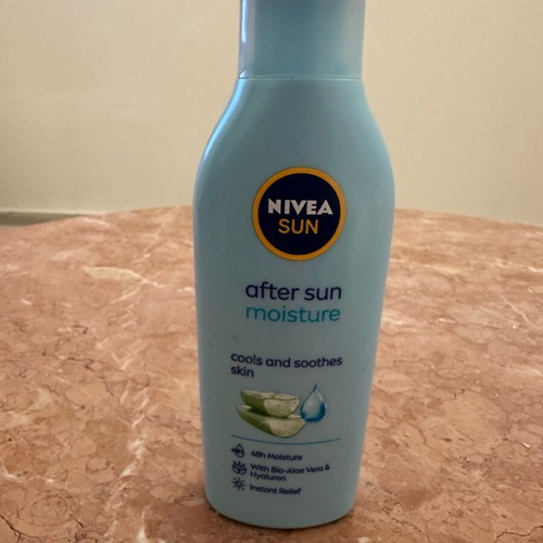 NIVEA SUN After Sun Moisture Lotion 200ml like new