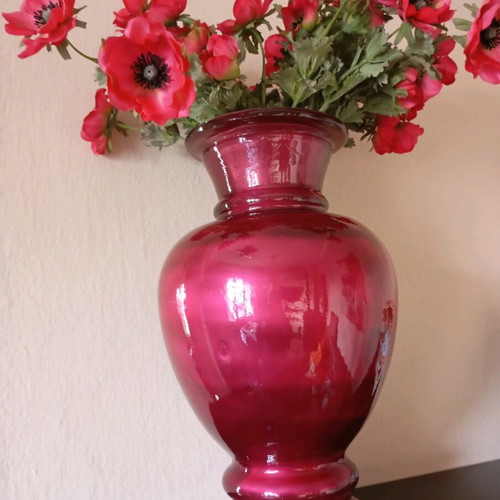 Flower vase 42 cm height and 24 cm width like new