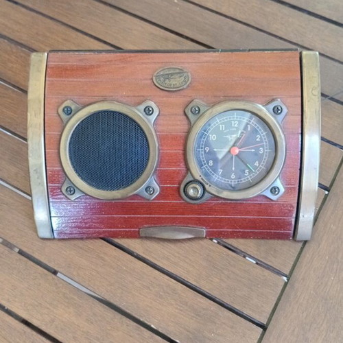 Spirit of St. Louis Rolltop radio alarm clock like new