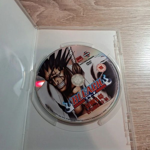 Bleach Complete Series 2 DVD like new with subtitles