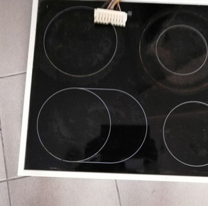 Πώληση κεραμικής εστίας zanussi
