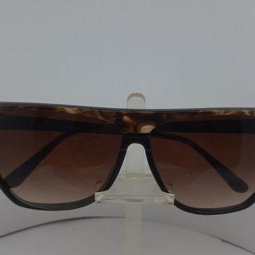 Sunglasses like new, black frame with brown marble and two-tone lenses