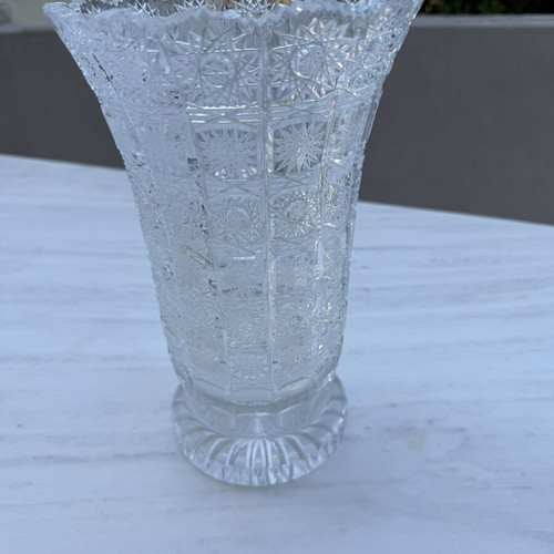 Vintage cut crystal vase like new, heavy hand-carved