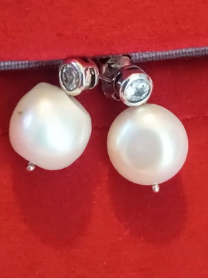 Silver 925 earrings with pearls and zirconia