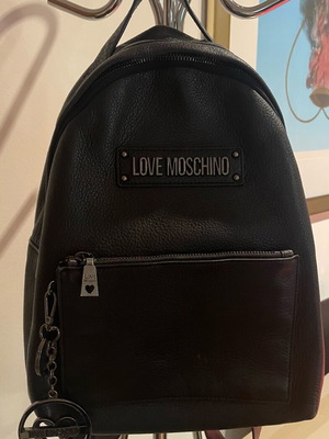Раница Love Moschino употребявана, черна, кожа