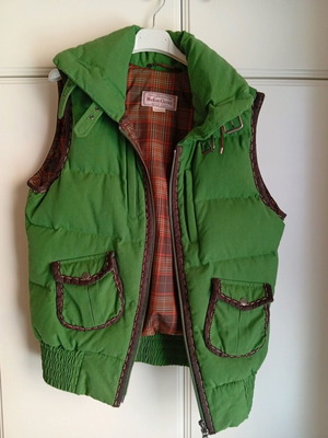 Marlboro Classics vintage sleeveless jacket like new, green with goose down