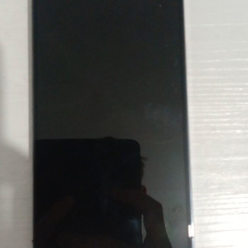 iPhone 14 Pro Max 128GB used with 3 cases and 3 screen protectors