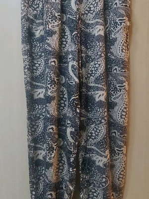 Cotton summer pants like new, beige brown print, size S-M