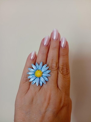 Handmade daisy ring turquoise new
