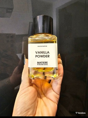 Decants of Vanilla Powder, Fursan White and Souvenir Blooming Bliss