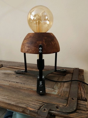Table lamp new unique design with wooden shade