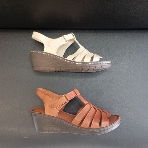 Leather platform sandals new, sizes 37-40, black and brown