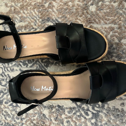 New Matic platform sandals new, size 40, black