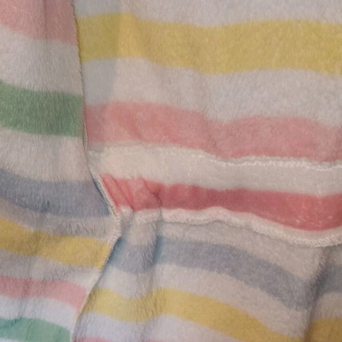 Fluffy girls' house robe like new, size 134-140