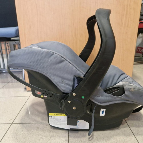 Κάθισμα μωρού για αυτοκίνητο Mothercare μεταχειρισμένο