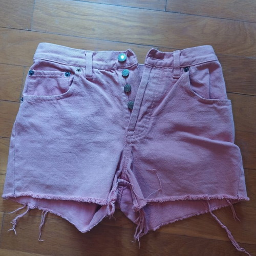 Levi's vintage pink high-waisted jeans shorts used, W28 L36