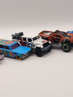 Hot Wheels toy cars used, pack of 5